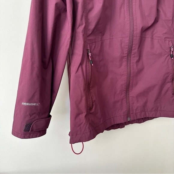 Berghaus-Womens Light Trek Hydroshell Jacket in Maroon/Burgundy - Picture 9 of 15
